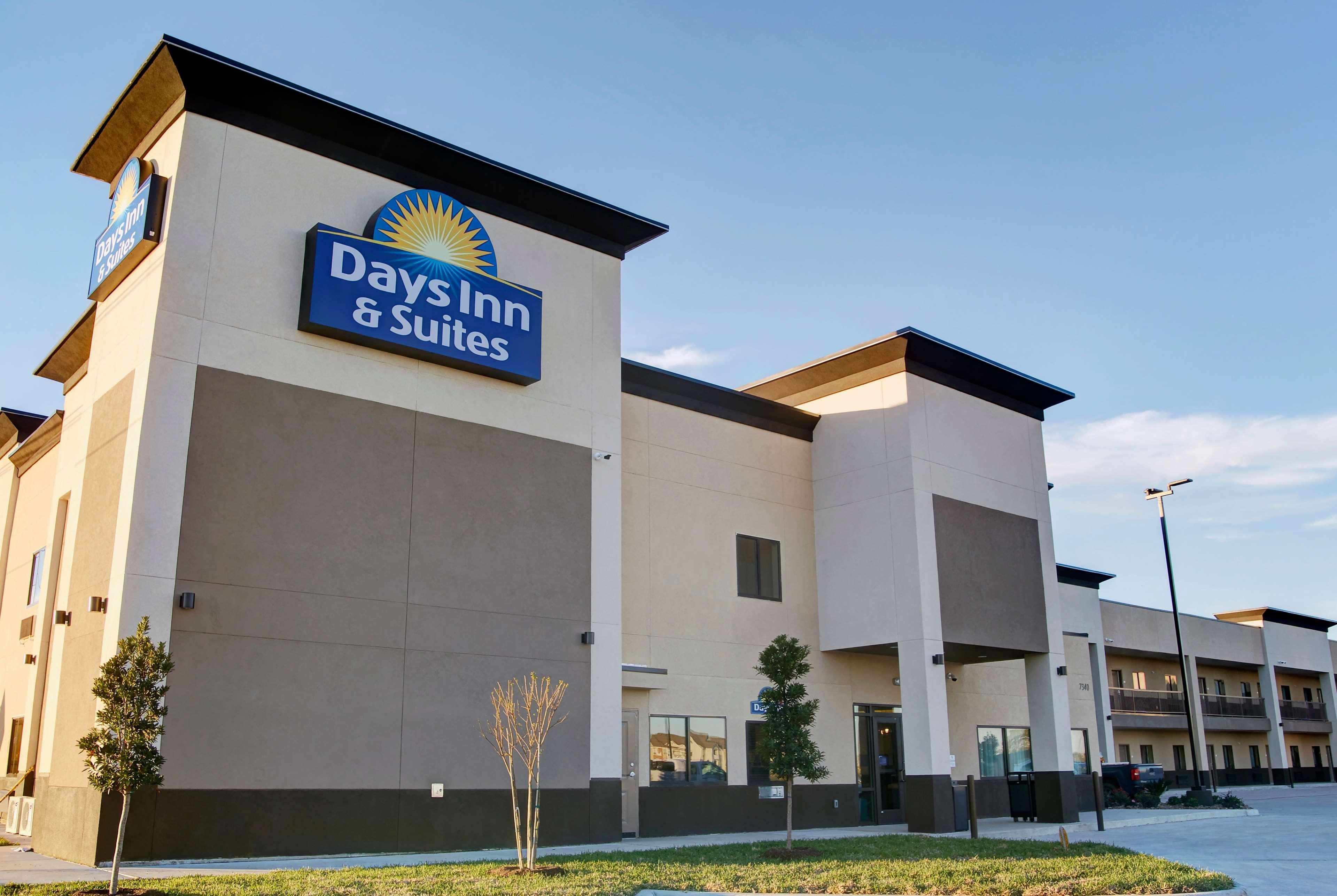 Days Inn & Suites By Wyndham Port Arthur Buitenkant foto