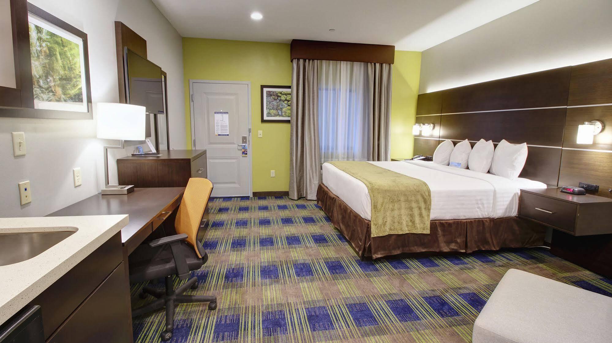 Days Inn & Suites By Wyndham Port Arthur Buitenkant foto